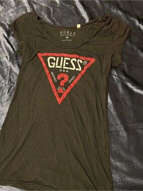 GUESS Black Short Sleeve Tee with Red Triangle Logo